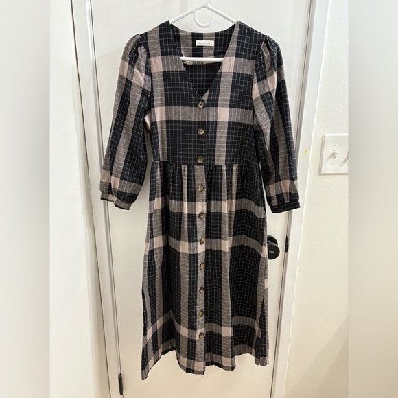 Neuflora Raleigh Dress - Picture 6 of 10